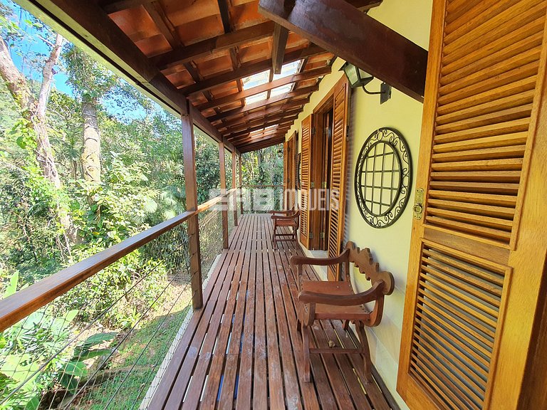 Casa de praia com vista e lazer