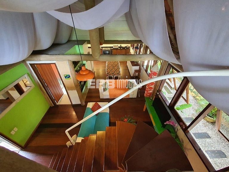 Piscina, 4 suítes, 90m do mar