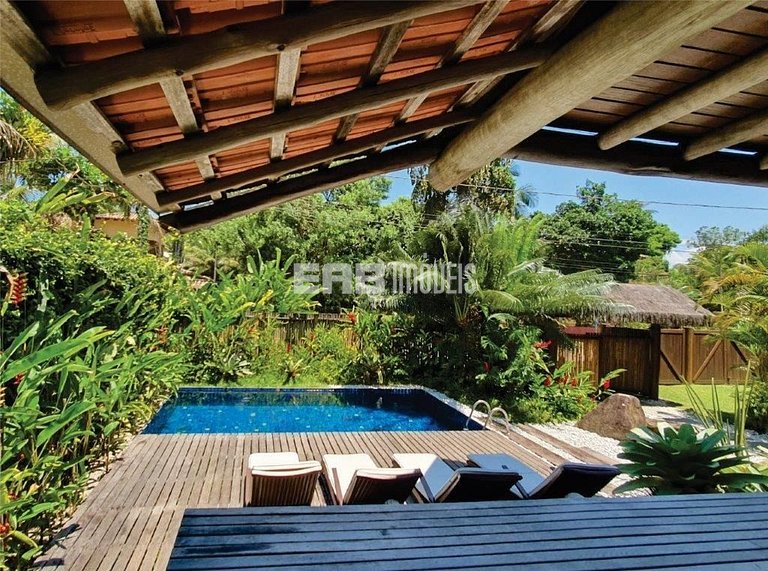 Piscina, 4 suítes, 90m do mar