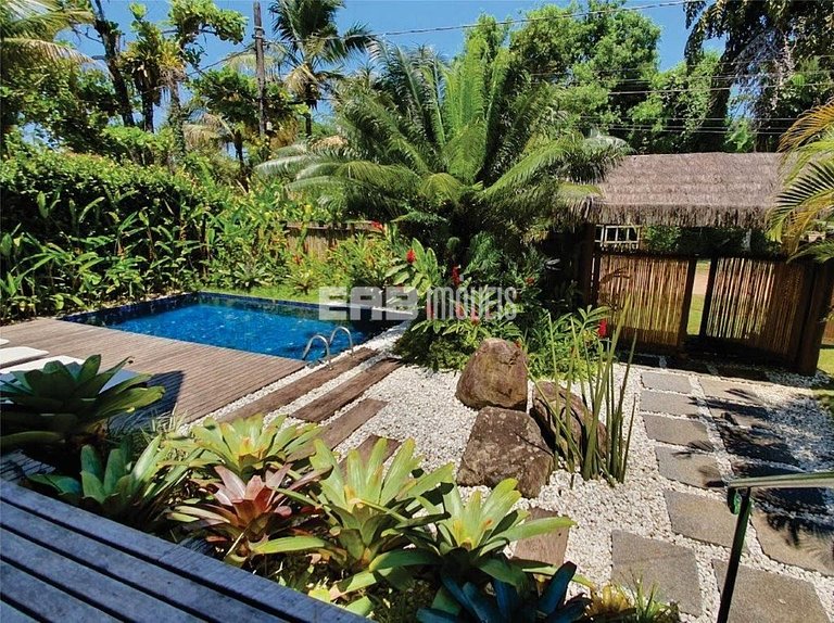 Piscina, 4 suítes, 90m do mar