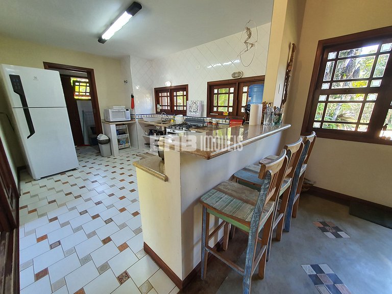 Casa a poucos passos da praia