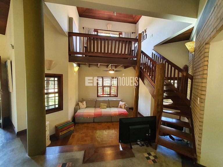 Casa a poucos passos da praia