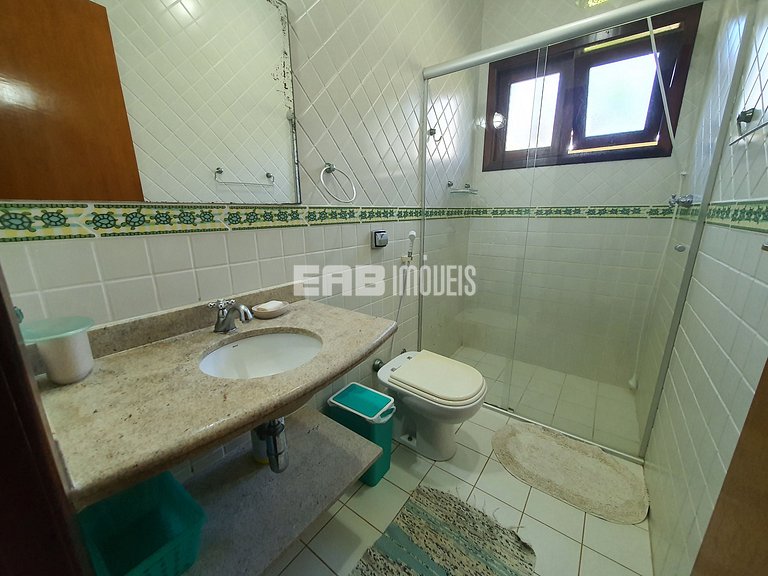 Casa a poucos passos da praia