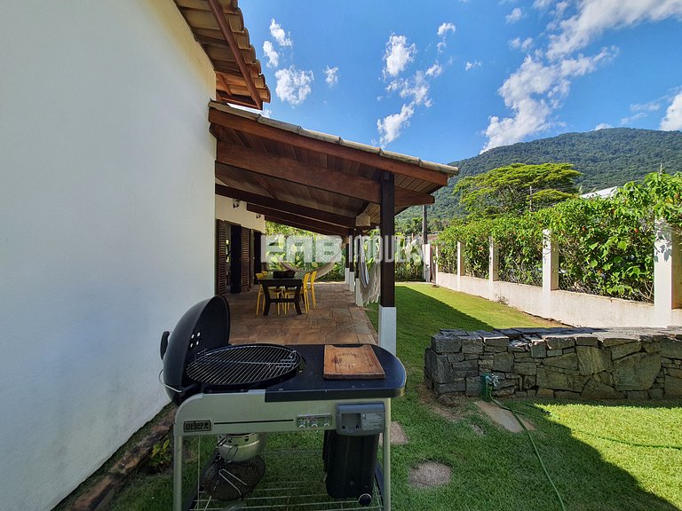 Casa para temporada em Itamambuca, a 80m do mar