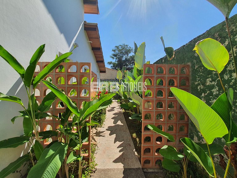 Casa para temporada em Itamambuca, a 80m do mar