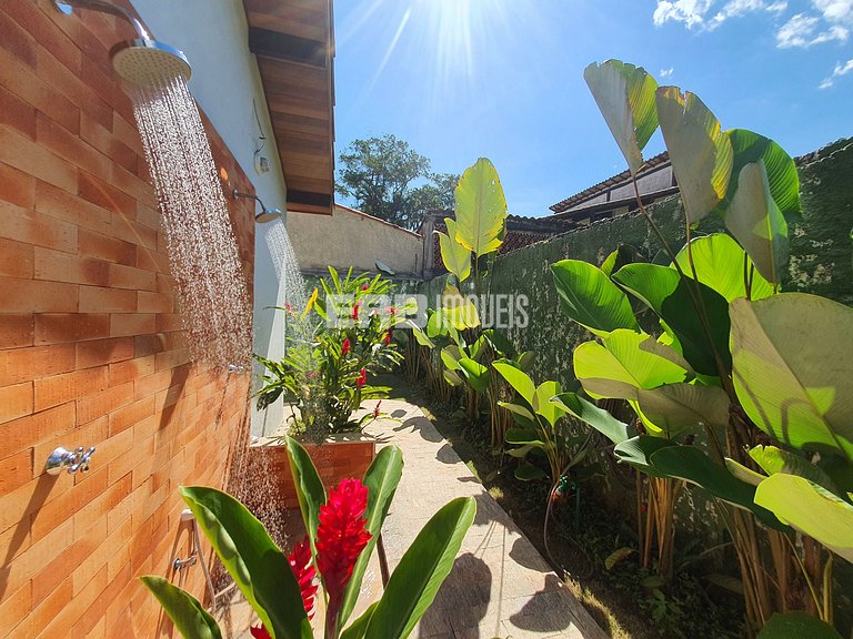 Casa para temporada em Itamambuca, a 80m do mar