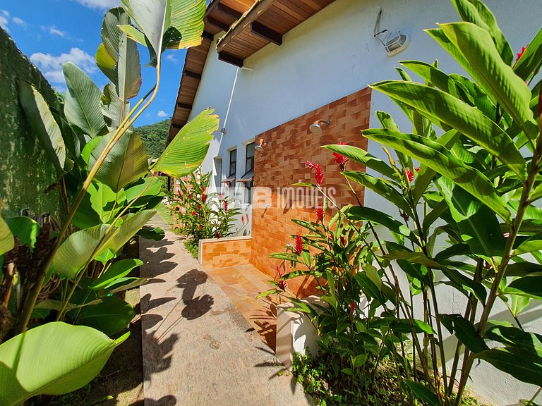 Casa para temporada em Itamambuca, a 80m do mar