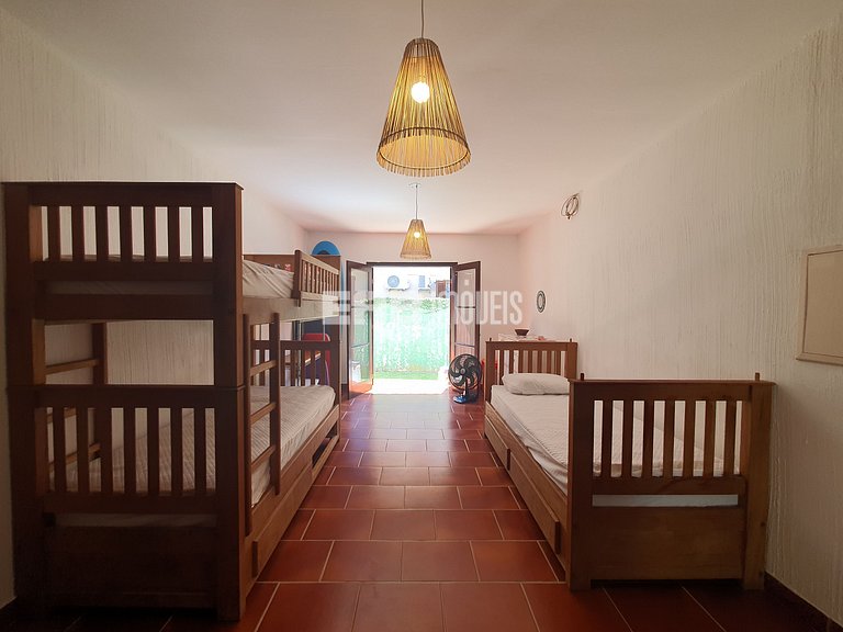 Casa para temporada em Itamambuca, a 80m do mar