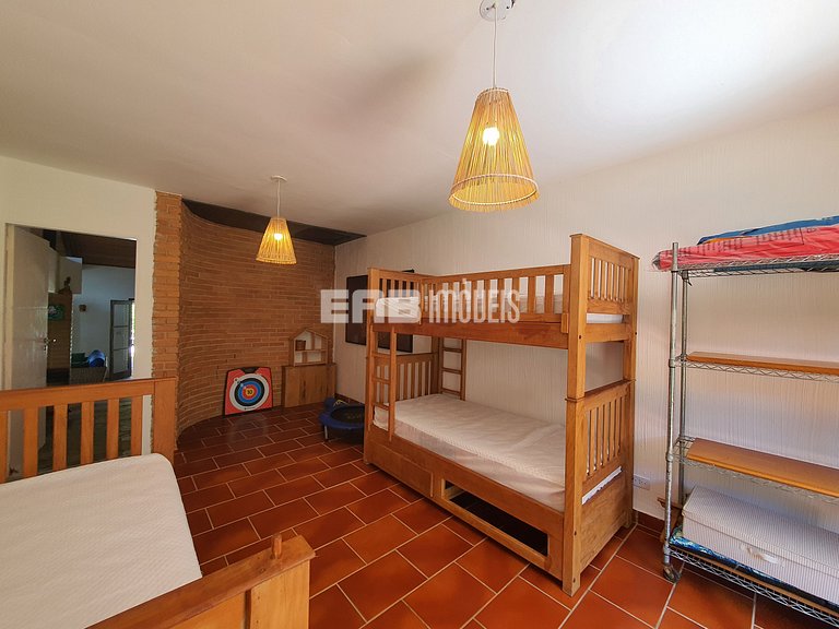 Casa para temporada em Itamambuca, a 80m do mar