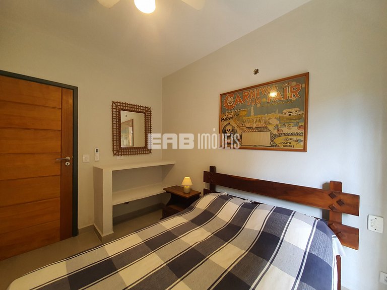 Casa modernizada com churrasqueira em Itamambuca