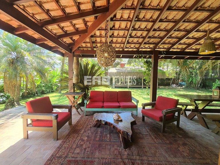 Casa a 40m do mar em Itamambuca