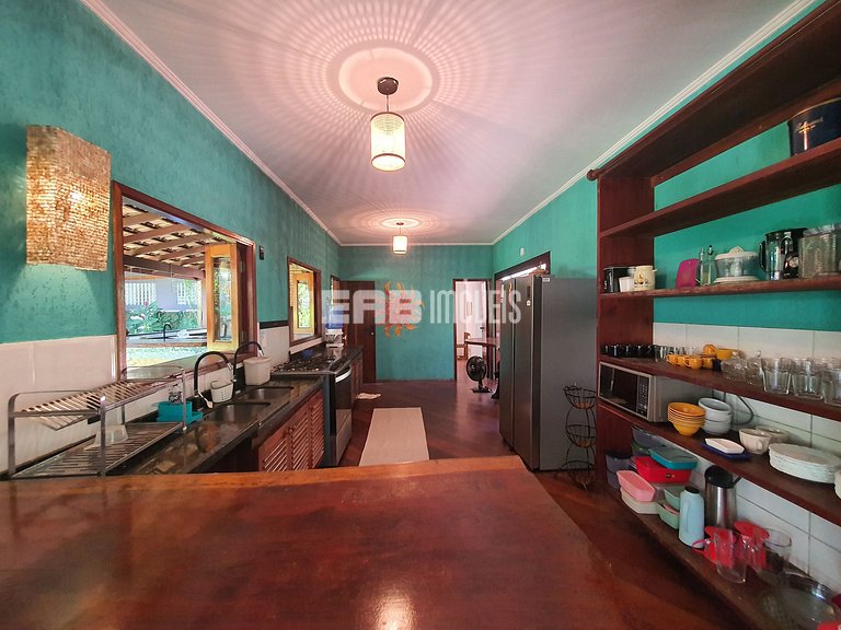 Casa a 40m do mar em Itamambuca