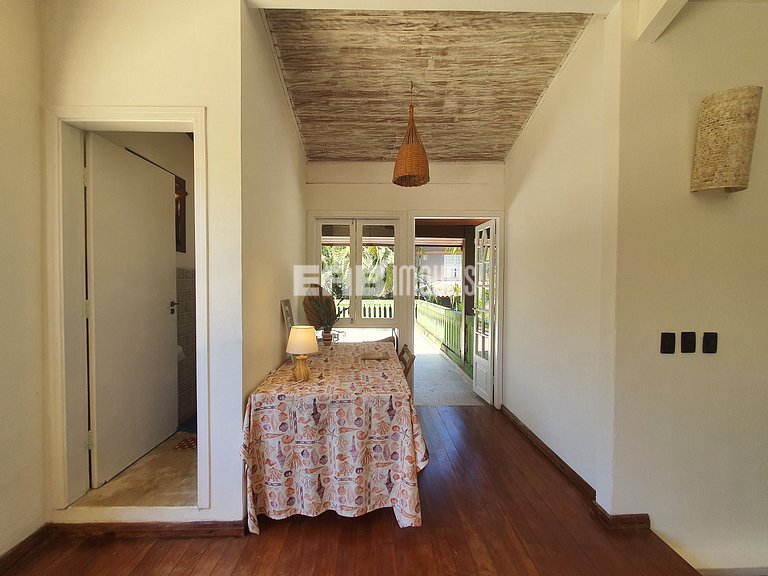 Casa a 40m do mar em Itamambuca