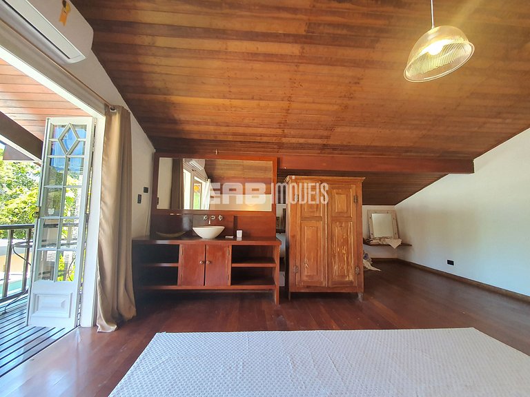 Casa a 40m do mar em Itamambuca