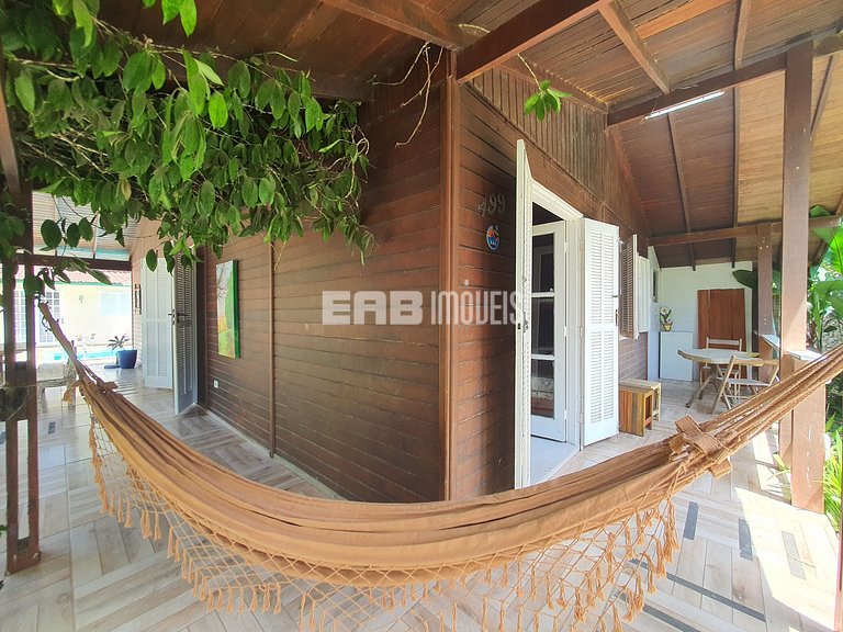 Casa para até 20 pessoas em Itamambuca