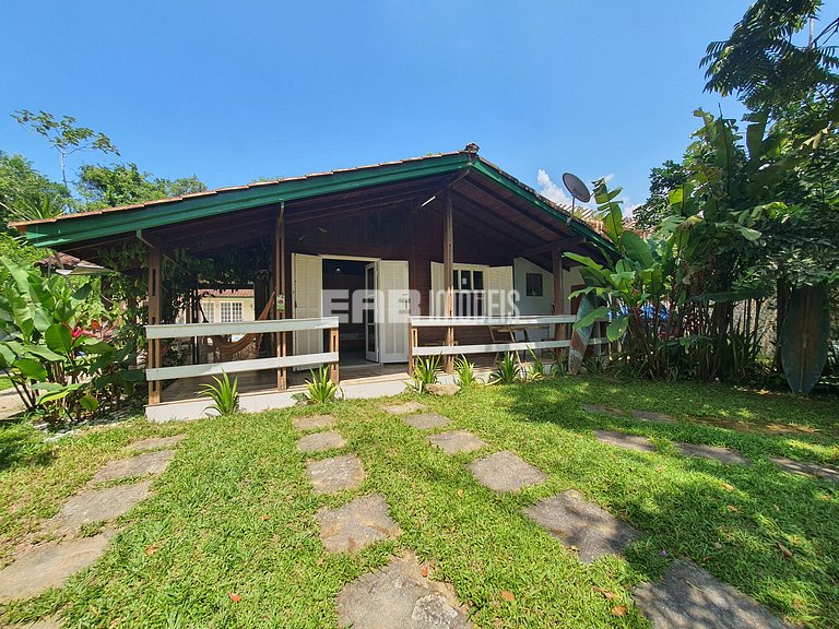 Casa para até 20 pessoas em Itamambuca