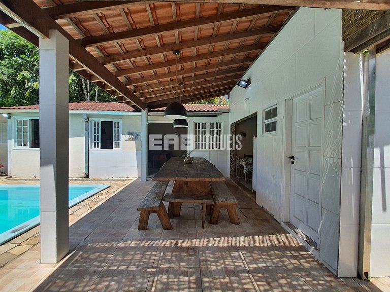 Casa para até 20 pessoas em Itamambuca