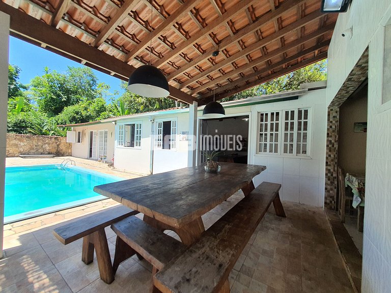 Casa para até 20 pessoas em Itamambuca