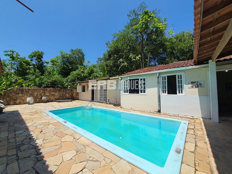 Casa para até 20 pessoas em Itamambuca