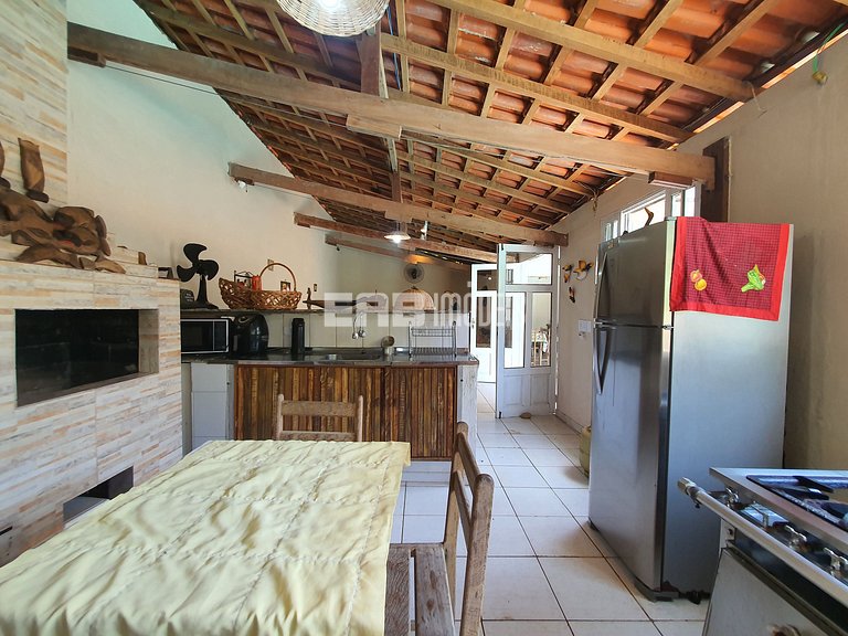 Casa para até 20 pessoas em Itamambuca