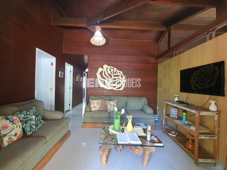 Casa para até 20 pessoas em Itamambuca