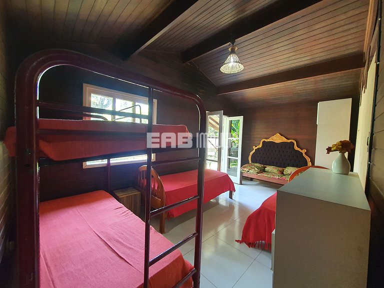 Casa para até 20 pessoas em Itamambuca