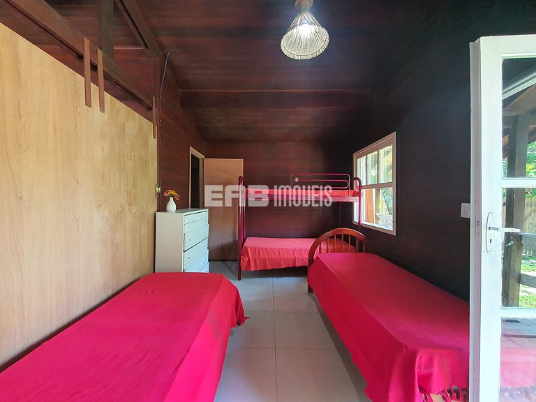 Casa para até 20 pessoas em Itamambuca