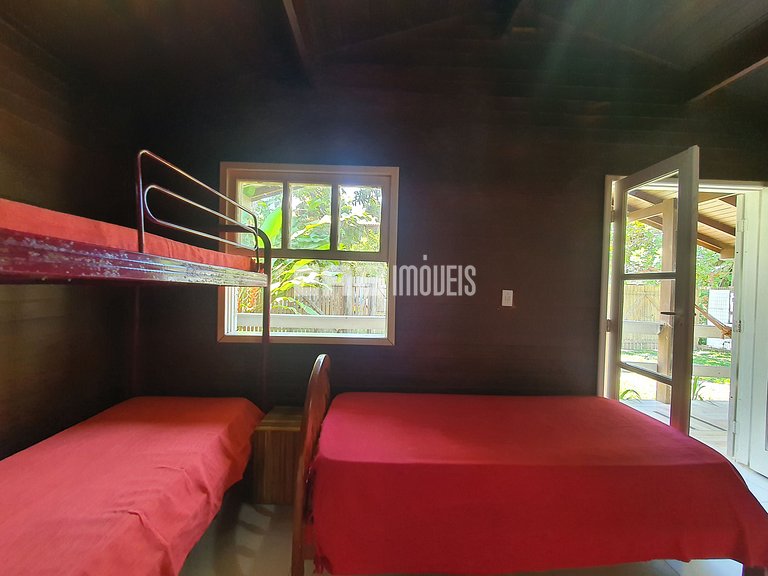 Casa para até 20 pessoas em Itamambuca