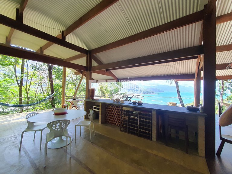 Casa de cinema na Praia do Félix, Ubatuba