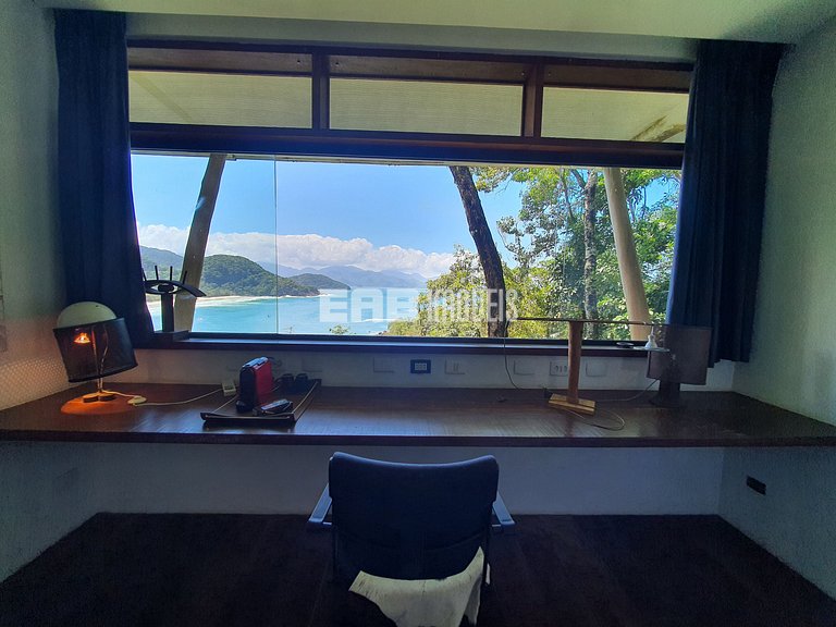 Casa de cinema na Praia do Félix, Ubatuba