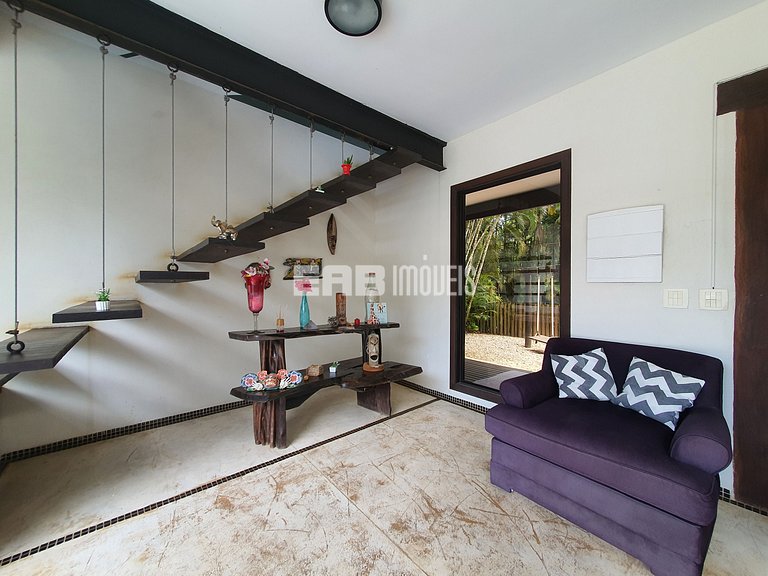 Mansão com 6 suites, sauna e piscina em Itamambuca