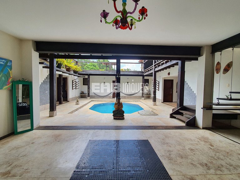 Mansão com 6 suites, sauna e piscina em Itamambuca