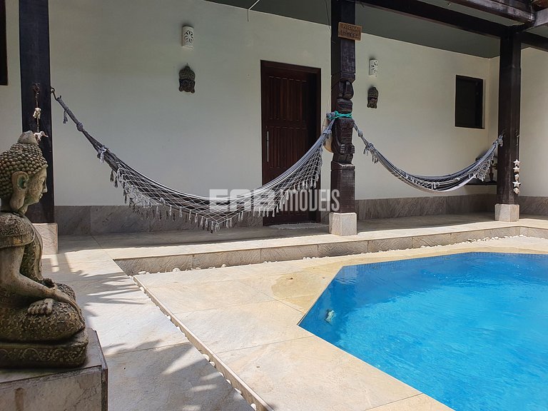 Mansão com 6 suites, sauna e piscina em Itamambuca