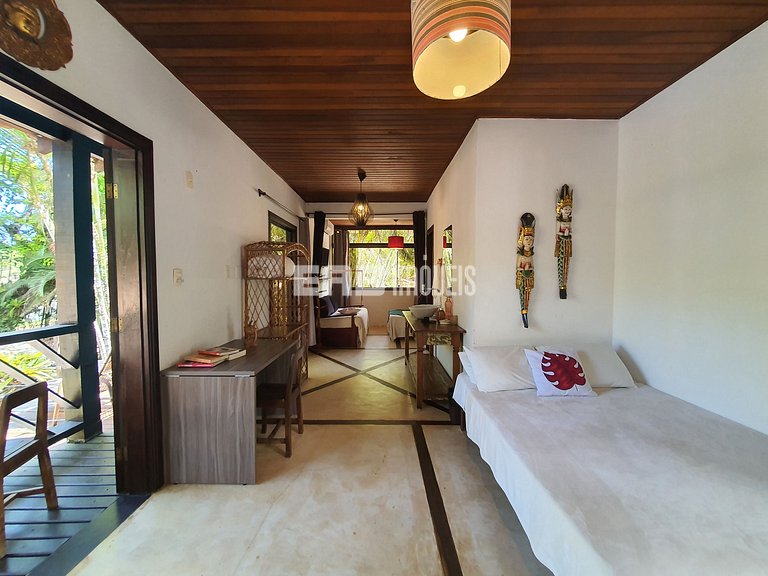 Mansão com 6 suites, sauna e piscina em Itamambuca