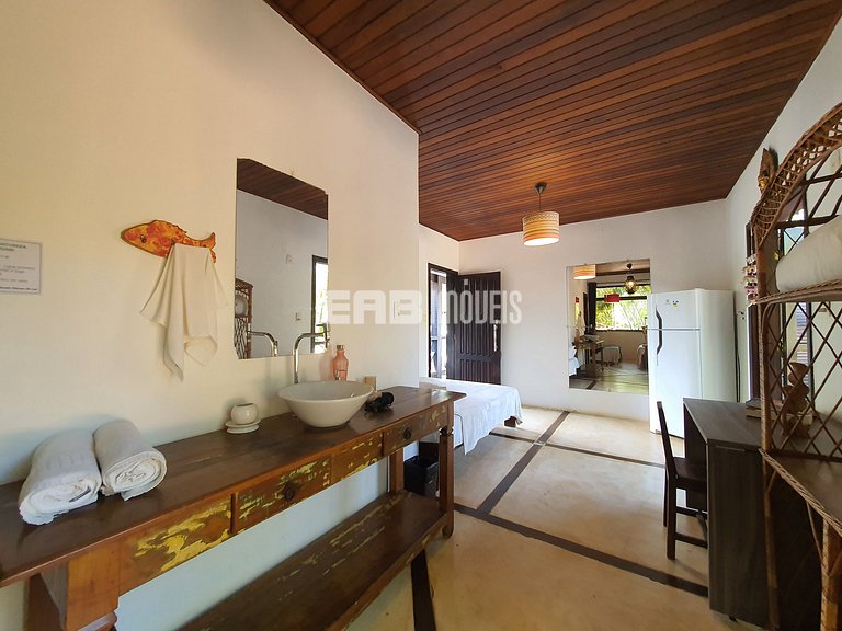 Mansão com 6 suites, sauna e piscina em Itamambuca