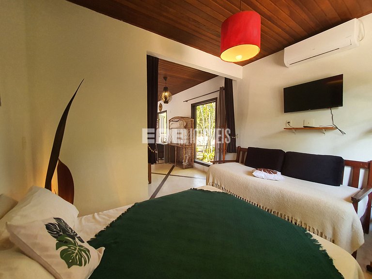 Mansão com 6 suites, sauna e piscina em Itamambuca