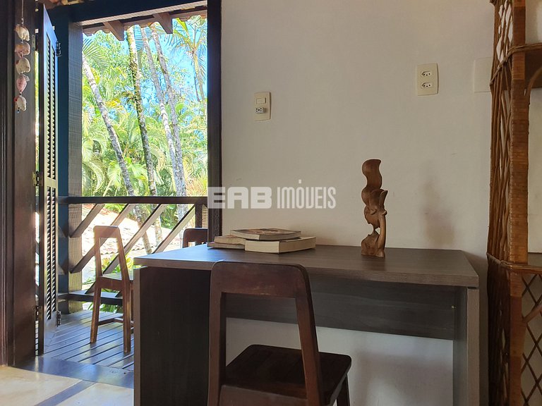 Mansão com 6 suites, sauna e piscina em Itamambuca