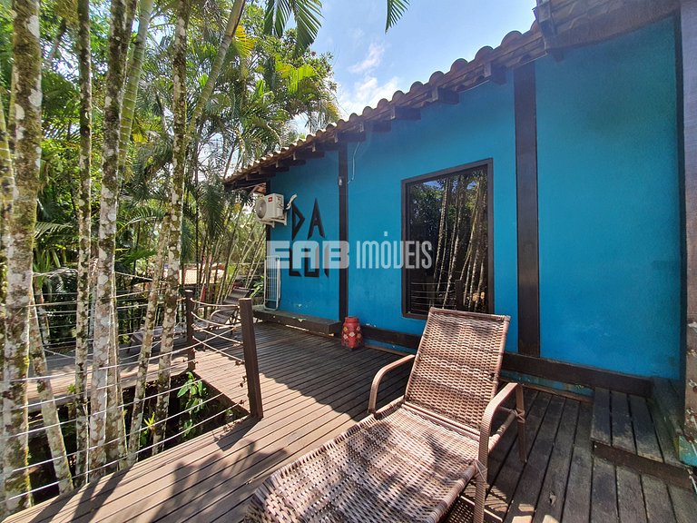 Mansão com 6 suites, sauna e piscina em Itamambuca