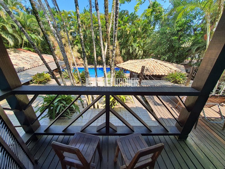 Mansão com 6 suites, sauna e piscina em Itamambuca