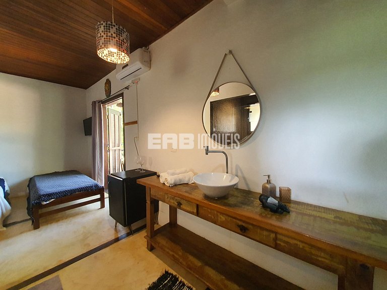 Mansão com 6 suites, sauna e piscina em Itamambuca