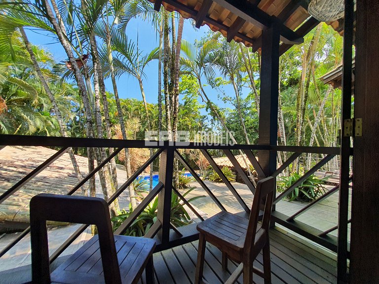 Mansão com 6 suites, sauna e piscina em Itamambuca