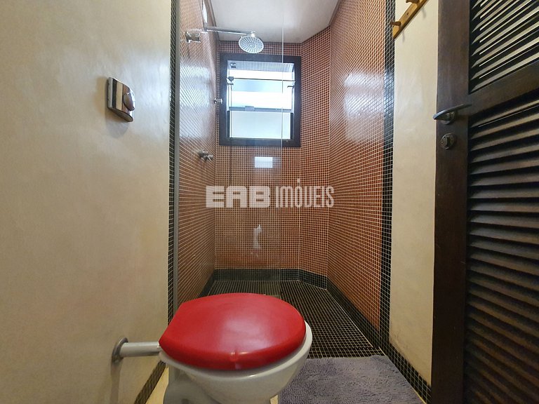 Mansão com 6 suites, sauna e piscina em Itamambuca