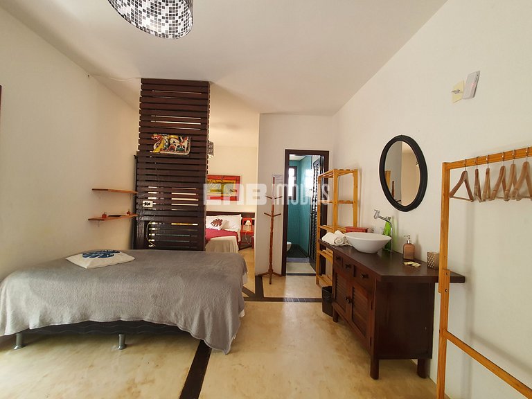 Mansão com 6 suites, sauna e piscina em Itamambuca