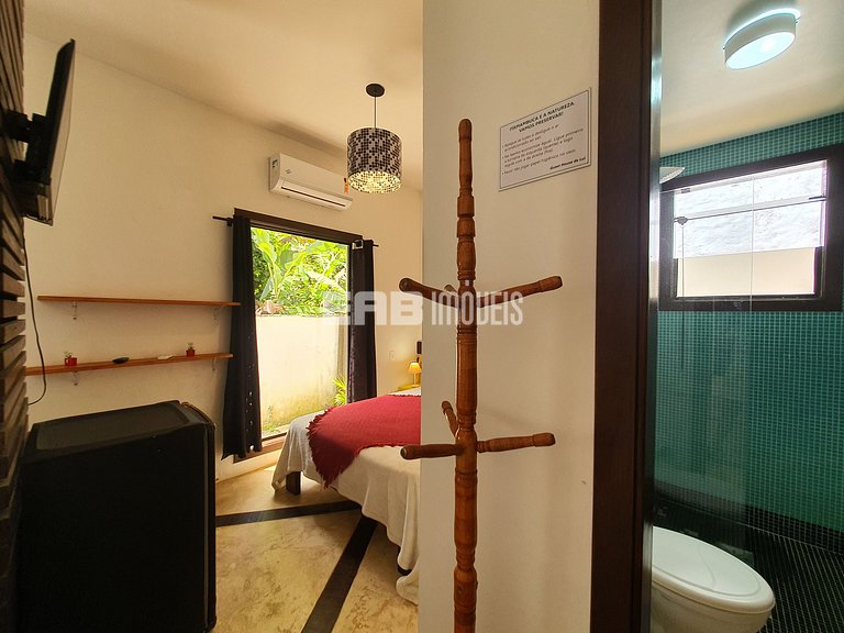 Mansão com 6 suites, sauna e piscina em Itamambuca