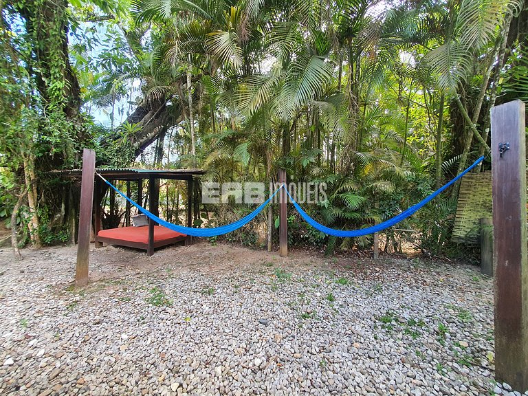 Mansão com 6 suites, sauna e piscina em Itamambuca