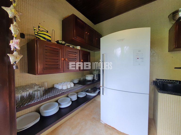 Mansão com 6 suites, sauna e piscina em Itamambuca