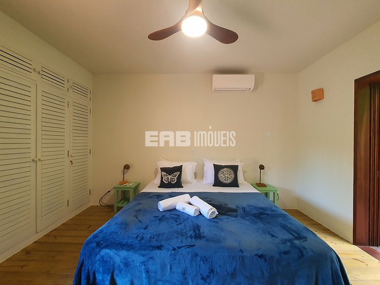 Casa com 5 suítes em Itamambuca