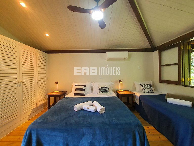 Casa com 5 suítes em Itamambuca