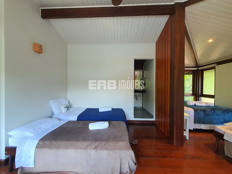 Casa com 5 suítes em Itamambuca