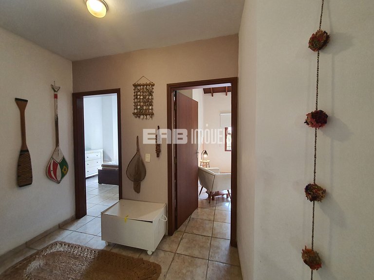 Linda casa com piscina e espaço gourmet na praia de Itamambu